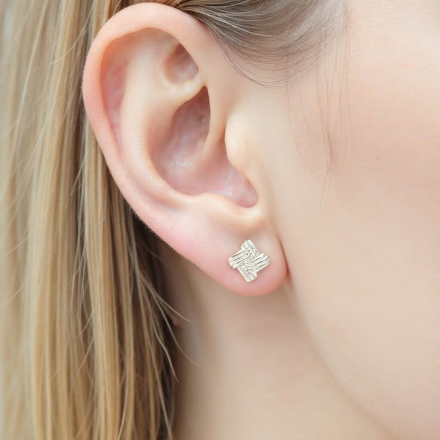 Dainty crystal hoop earrings • Zirconia crystals