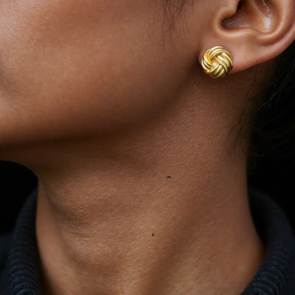 Dainty crystal hoop earrings • Zirconia crystals