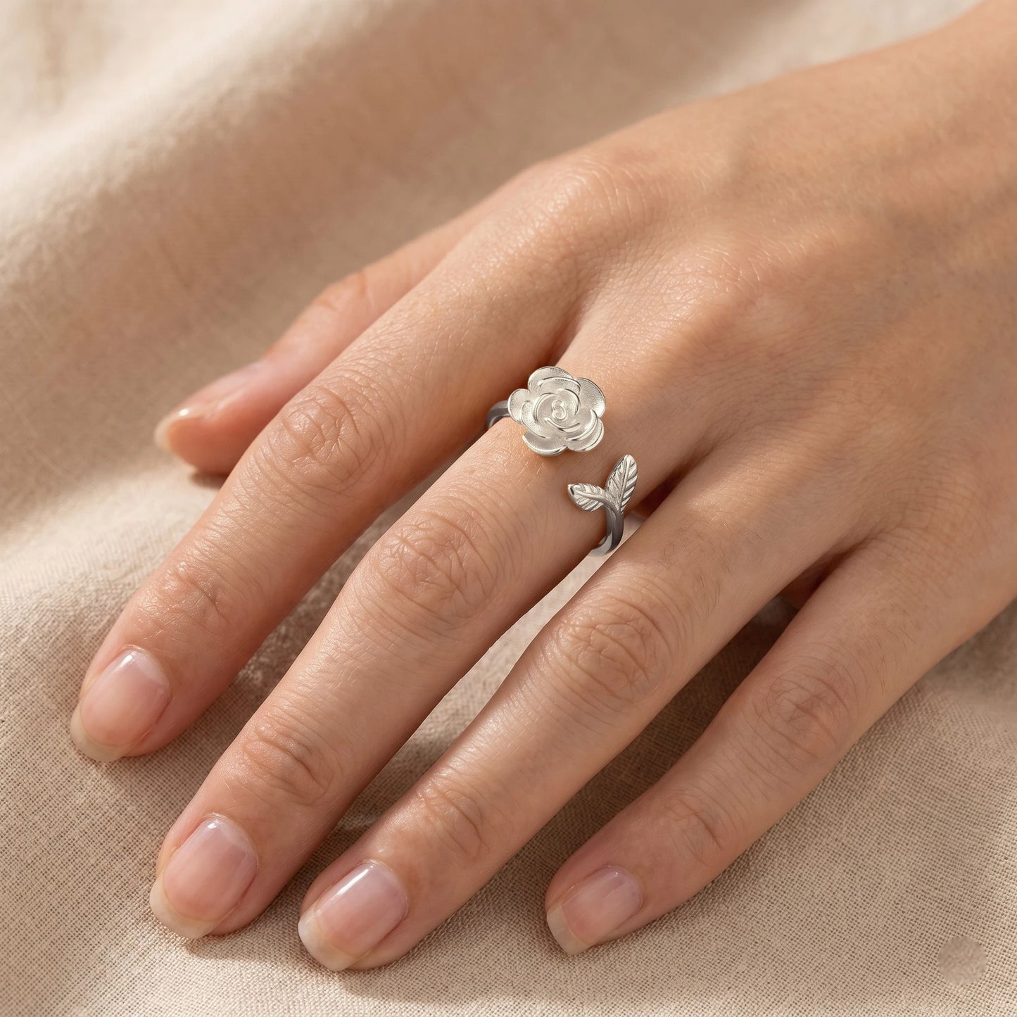 Rosen Anti-Stress-Ring – 925 Silber