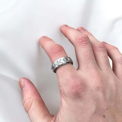Mond Sonnen Ring • Drehbarer Ring • Anxiety RingVielringVielringMond Sonnen Ring • Drehbarer Ring • Anxiety Ring