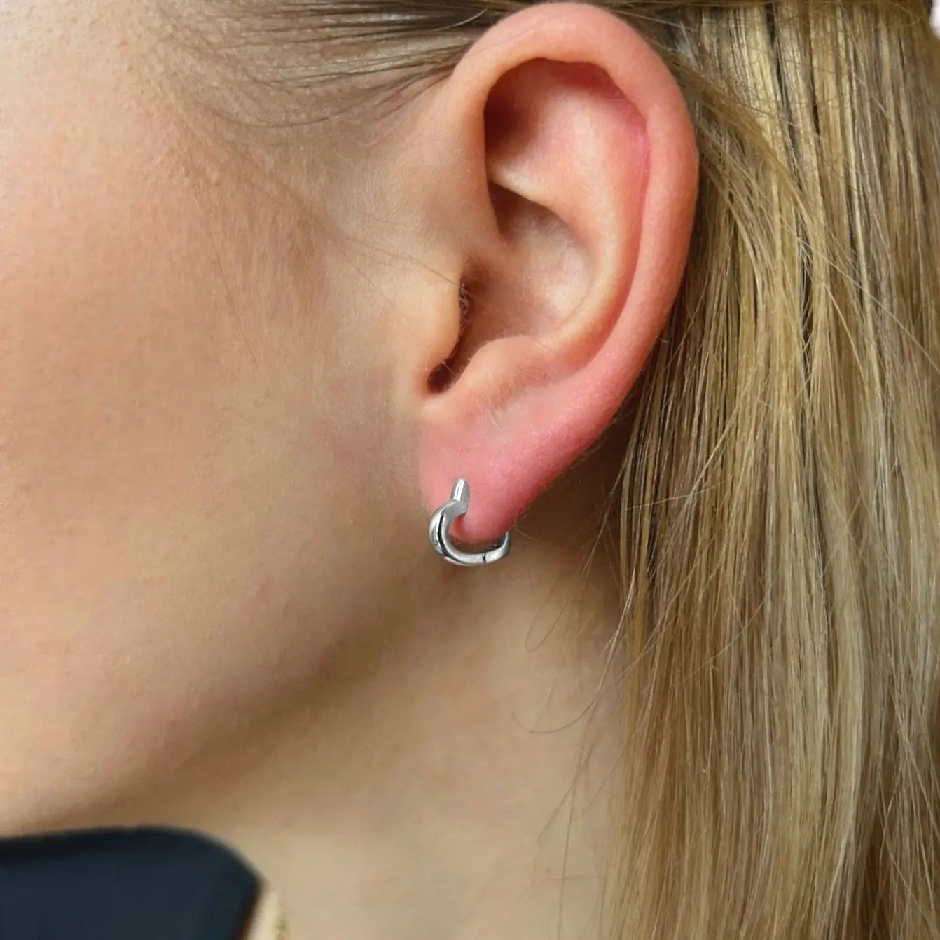 Herz Ohrringe 925 Sterling Silber • Minimalistische Ohrstecker Vielring