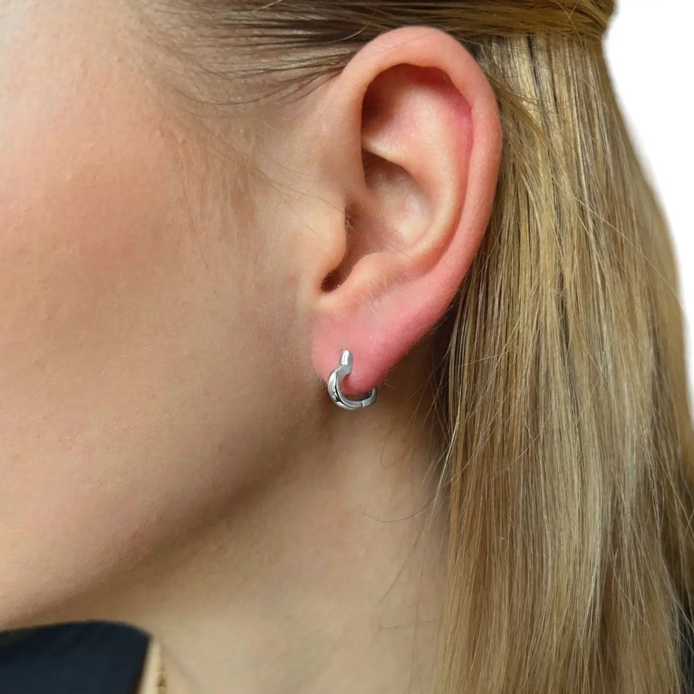 Herz Ohrringe 925 Sterling Silber • Minimalistische Ohrstecker Vielring