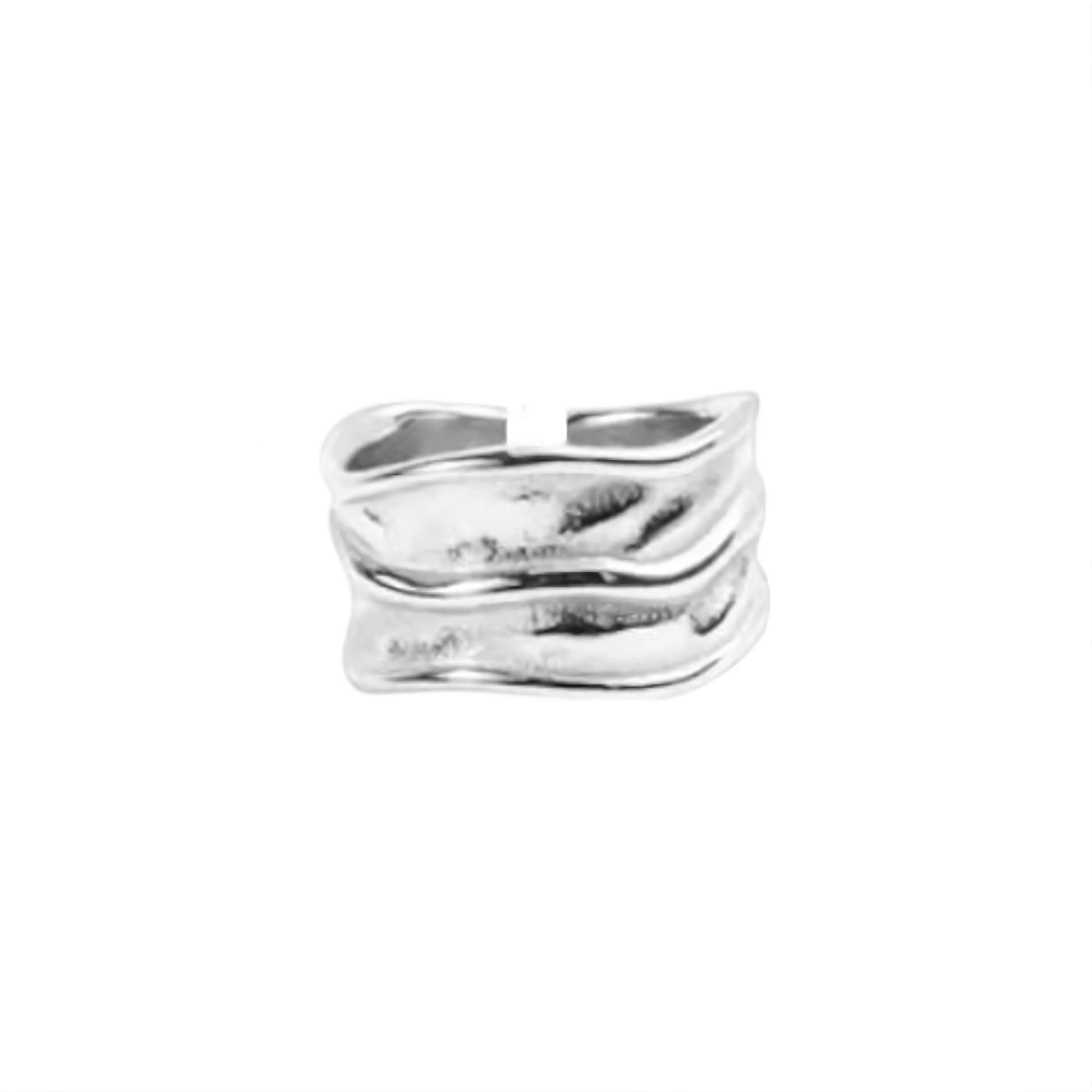 Unregelmäßiger konkaver Ring • Offener Ring Vielring