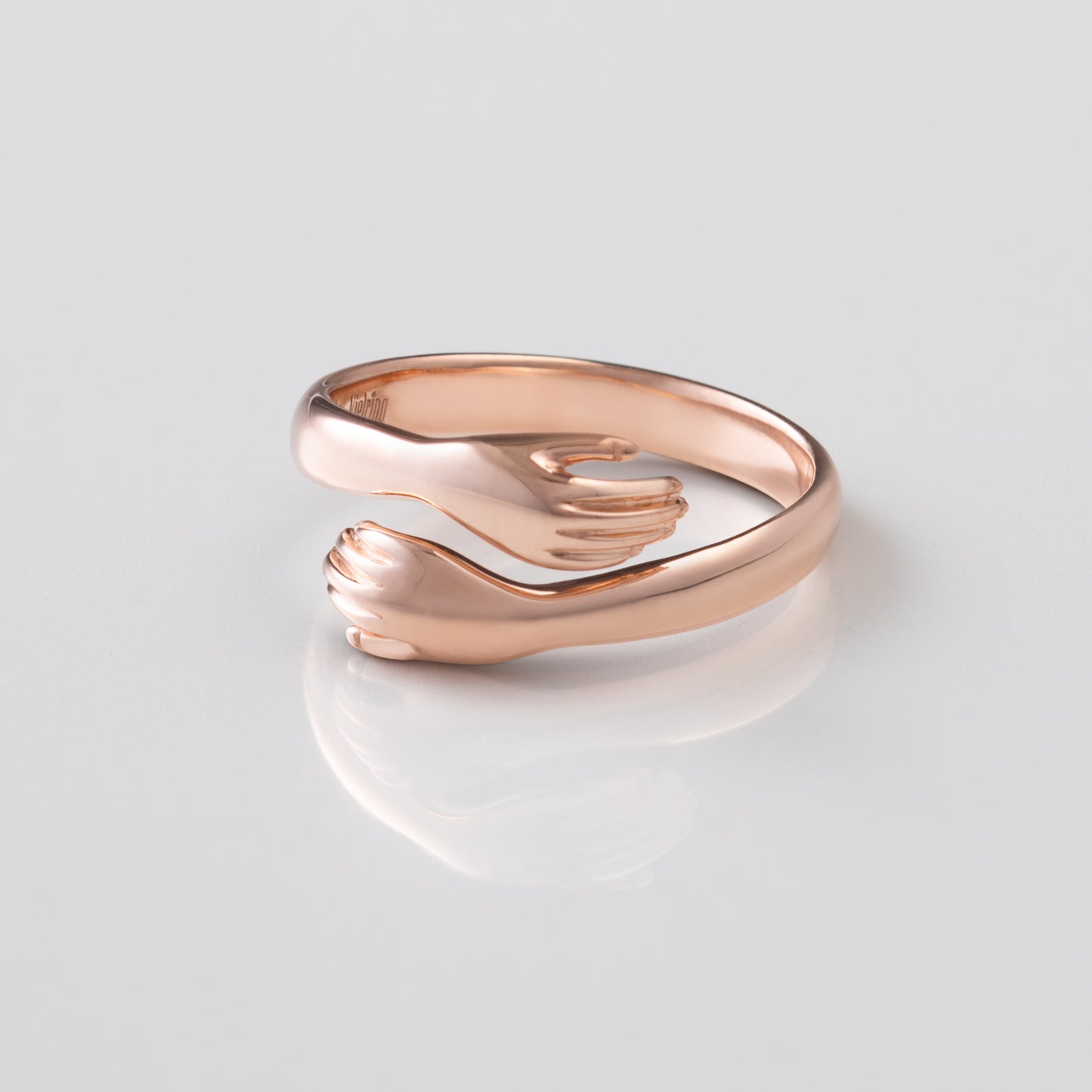 Hugging Ring Curved - Open Hug Ring