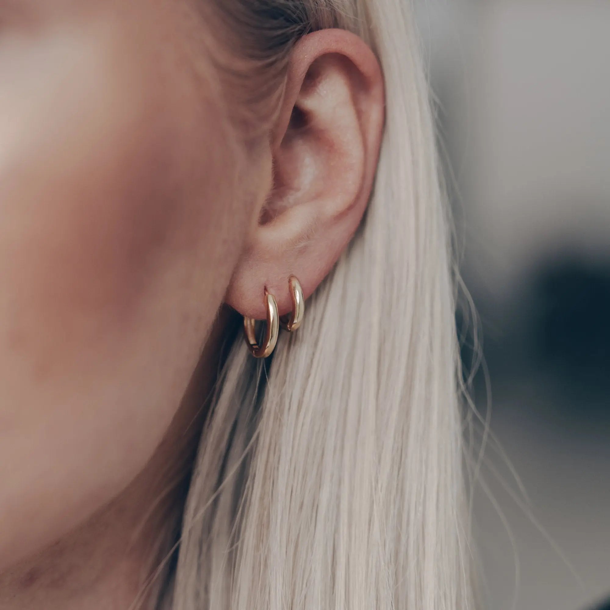 Zierliche Creolen • 925 Sterling Silber • 1,8 mm Dicke Vielring