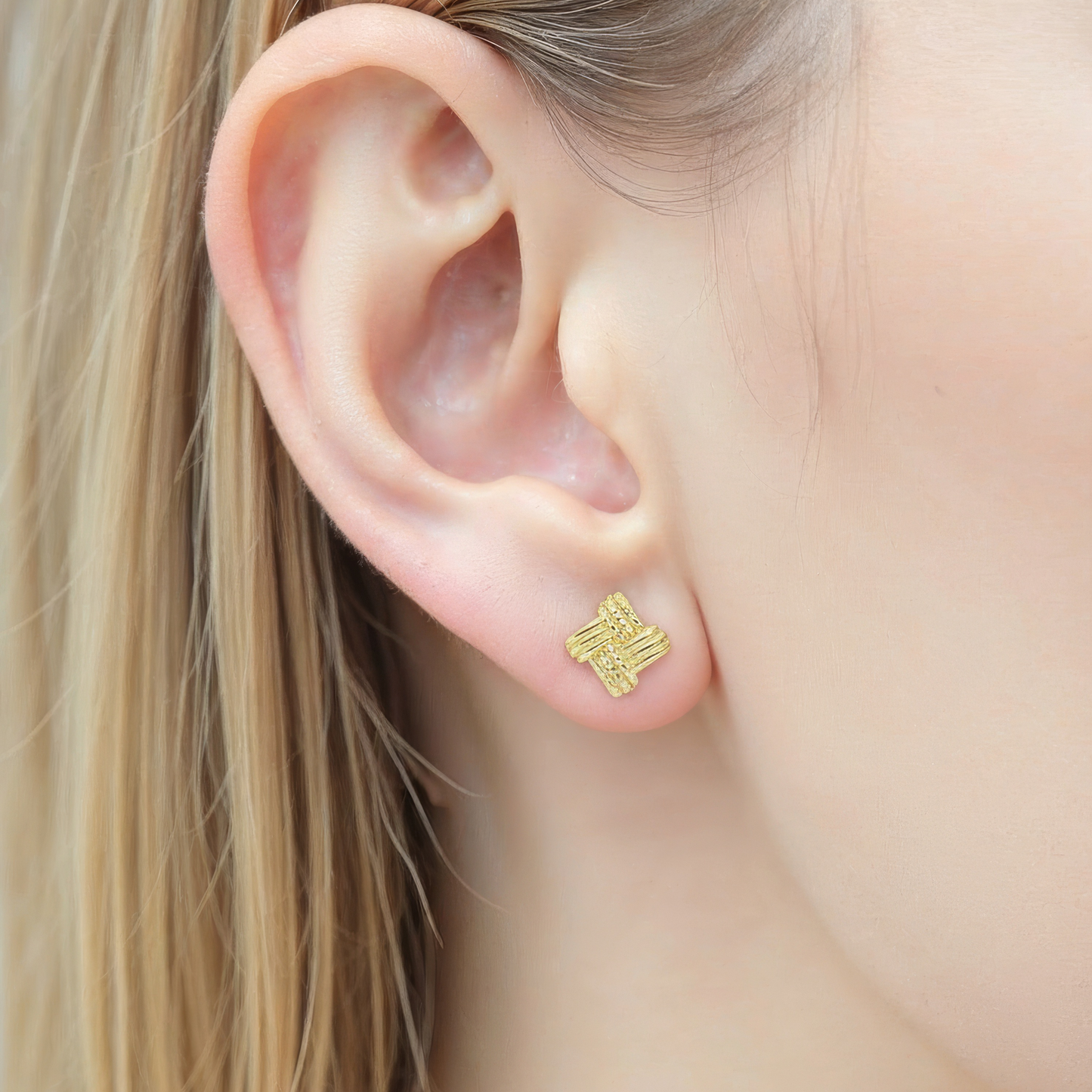 Dainty crystal hoop earrings • Zirconia crystals