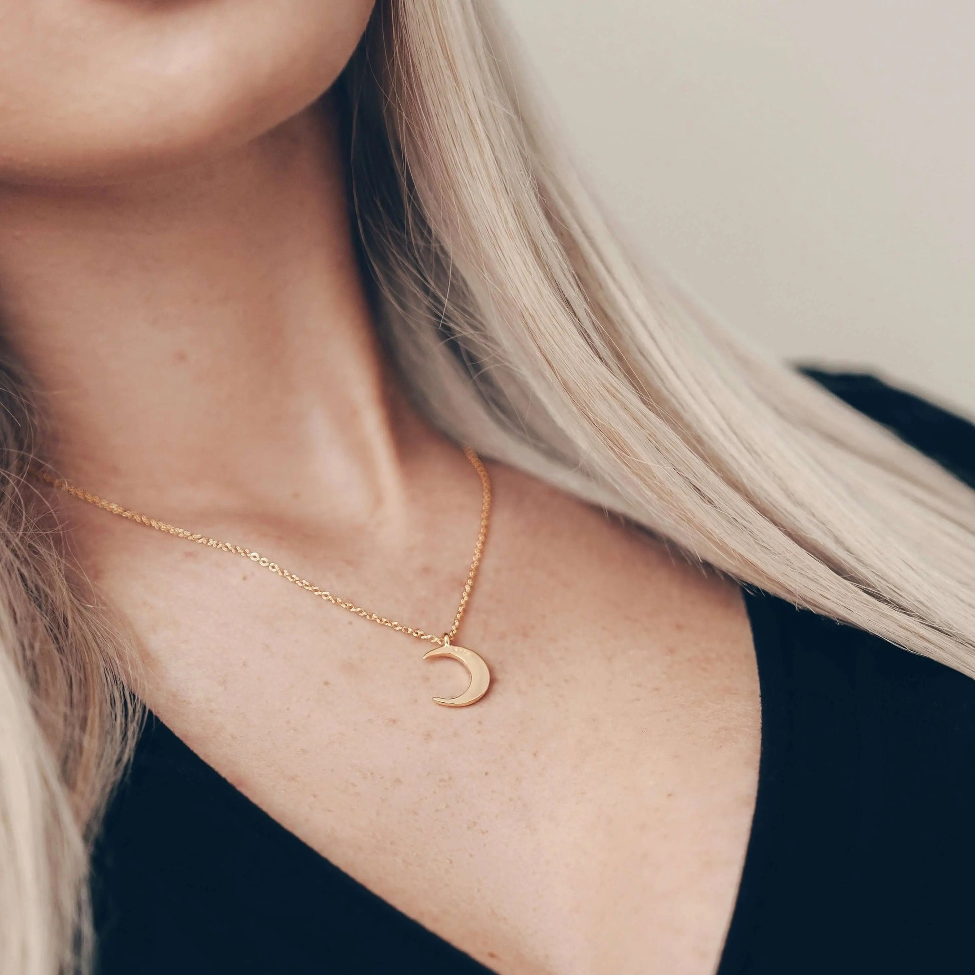Zierliche Mond Halskette • Kette mit Mondanhänger Vielring