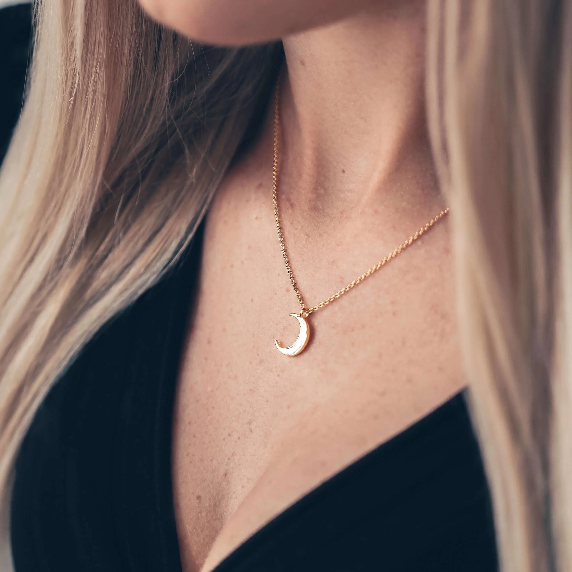 Zierliche Mond Halskette • Kette mit Mondanhänger Vielring