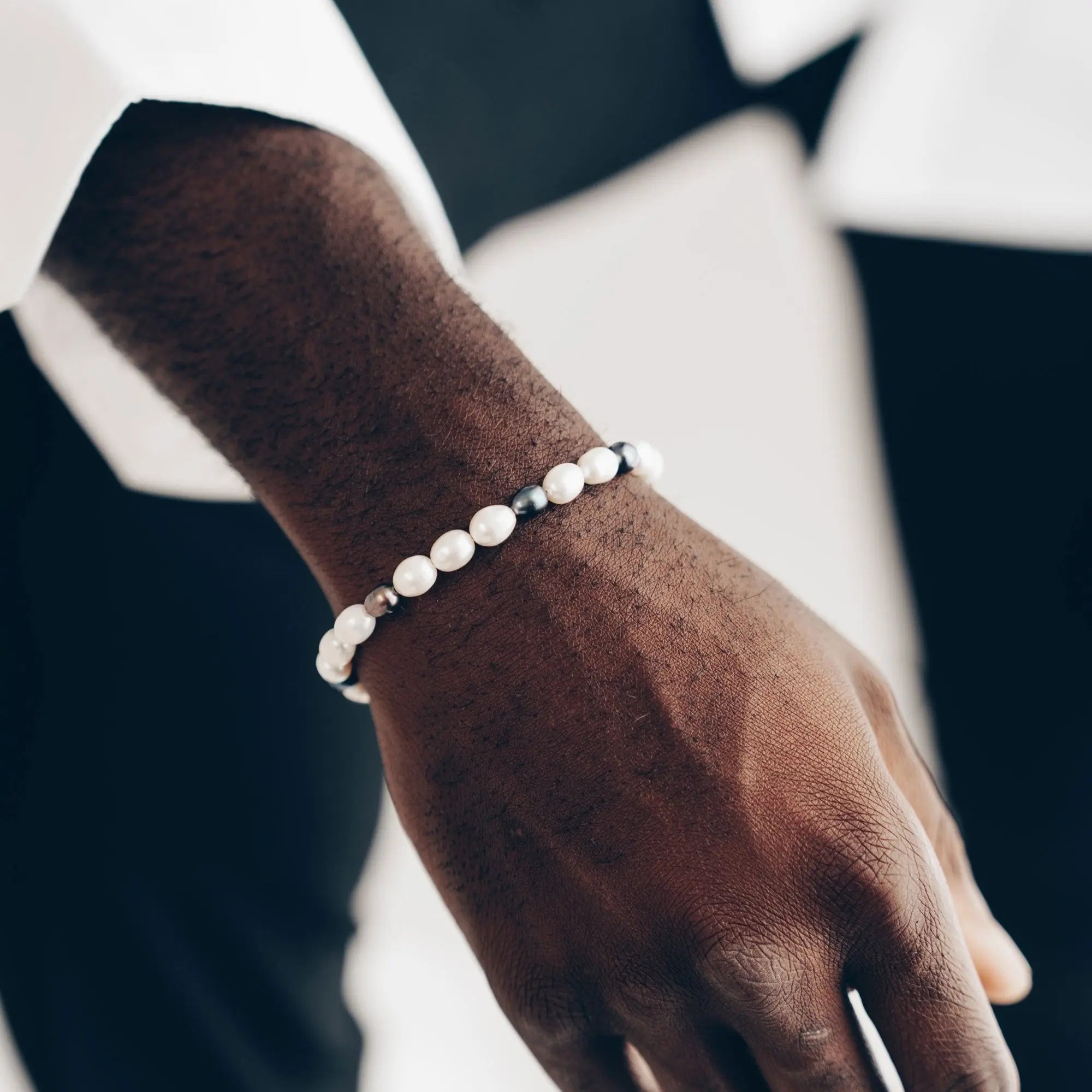 Farbige Süßwasserperlen Armband • Verstellbar Vielring
