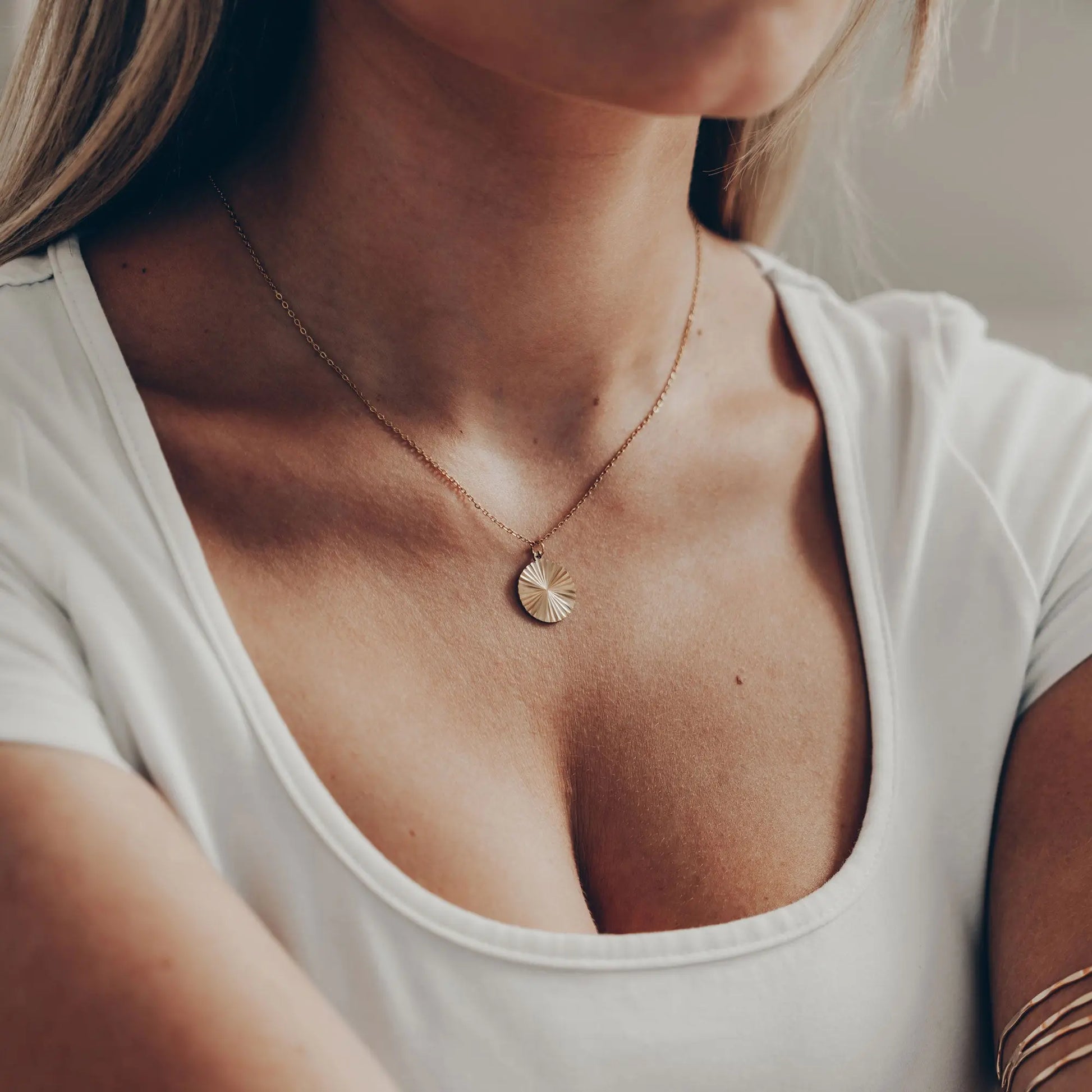 18k Silber Disc Mond Halskette Vielring